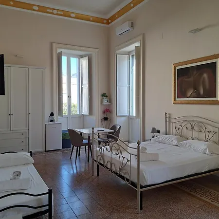 Palazzo Castellano Bed & Breakfast