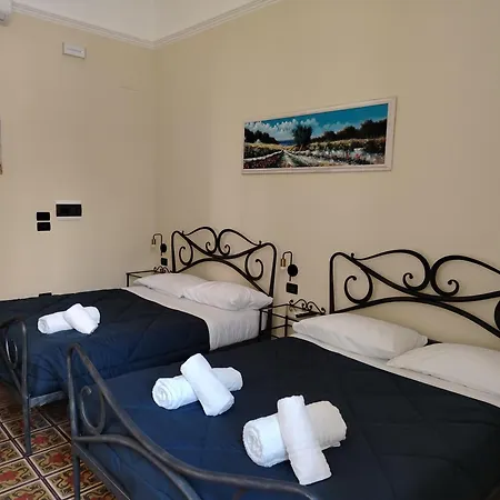 Bed and Breakfast Palazzo Castellano 3*