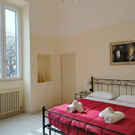 Palazzo Castellano Panzió 3*