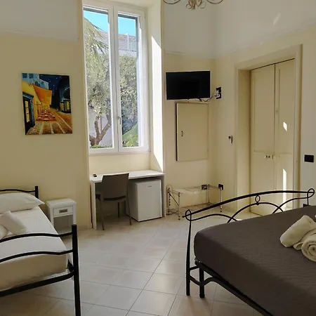 Bed and Breakfast Palazzo Castellano Λέτσε