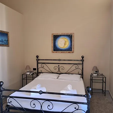 Palazzo Castellano Bed & Breakfast 3*