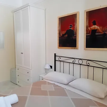Palazzo Castellano Oda ve Kahvaltı Lecce