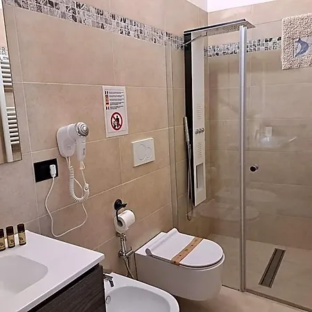 Palazzo Castellano 3*