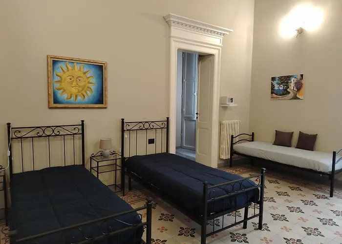 Palazzo Castellano 3*